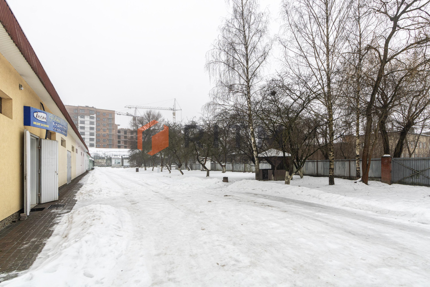Продаж потужного комерційного комплексу (Будмаркет «ІДЕАЛ») — вул. Гетьмана Сагайдачного