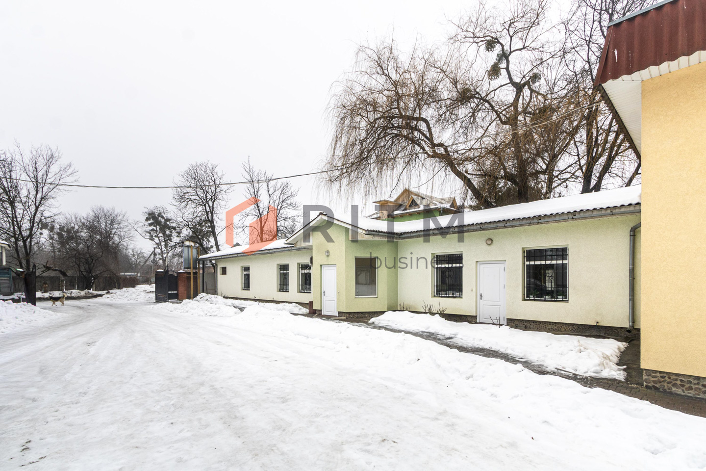 Продаж потужного комерційного комплексу (Будмаркет «ІДЕАЛ») — вул. Гетьмана Сагайдачного