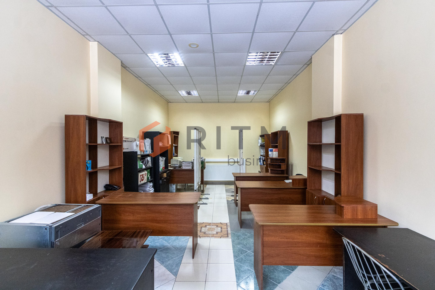 Продаж потужного комерційного комплексу (Будмаркет «ІДЕАЛ») — вул. Гетьмана Сагайдачного