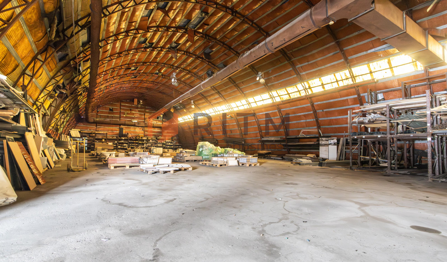 Продаж потужного комерційного комплексу (Будмаркет «ІДЕАЛ») — вул. Гетьмана Сагайдачного