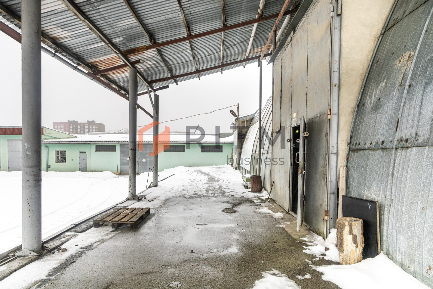 Продаж потужного комерційного комплексу (Будмаркет «ІДЕАЛ») — вул. Гетьмана Сагайдачного