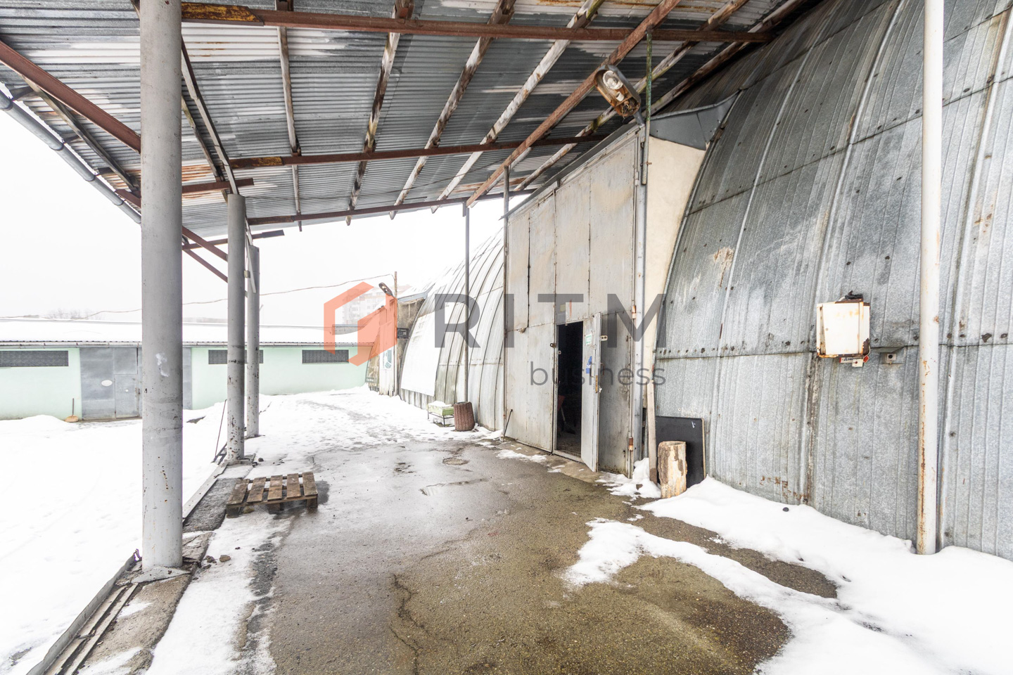 Продаж потужного комерційного комплексу (Будмаркет «ІДЕАЛ») — вул. Гетьмана Сагайдачного