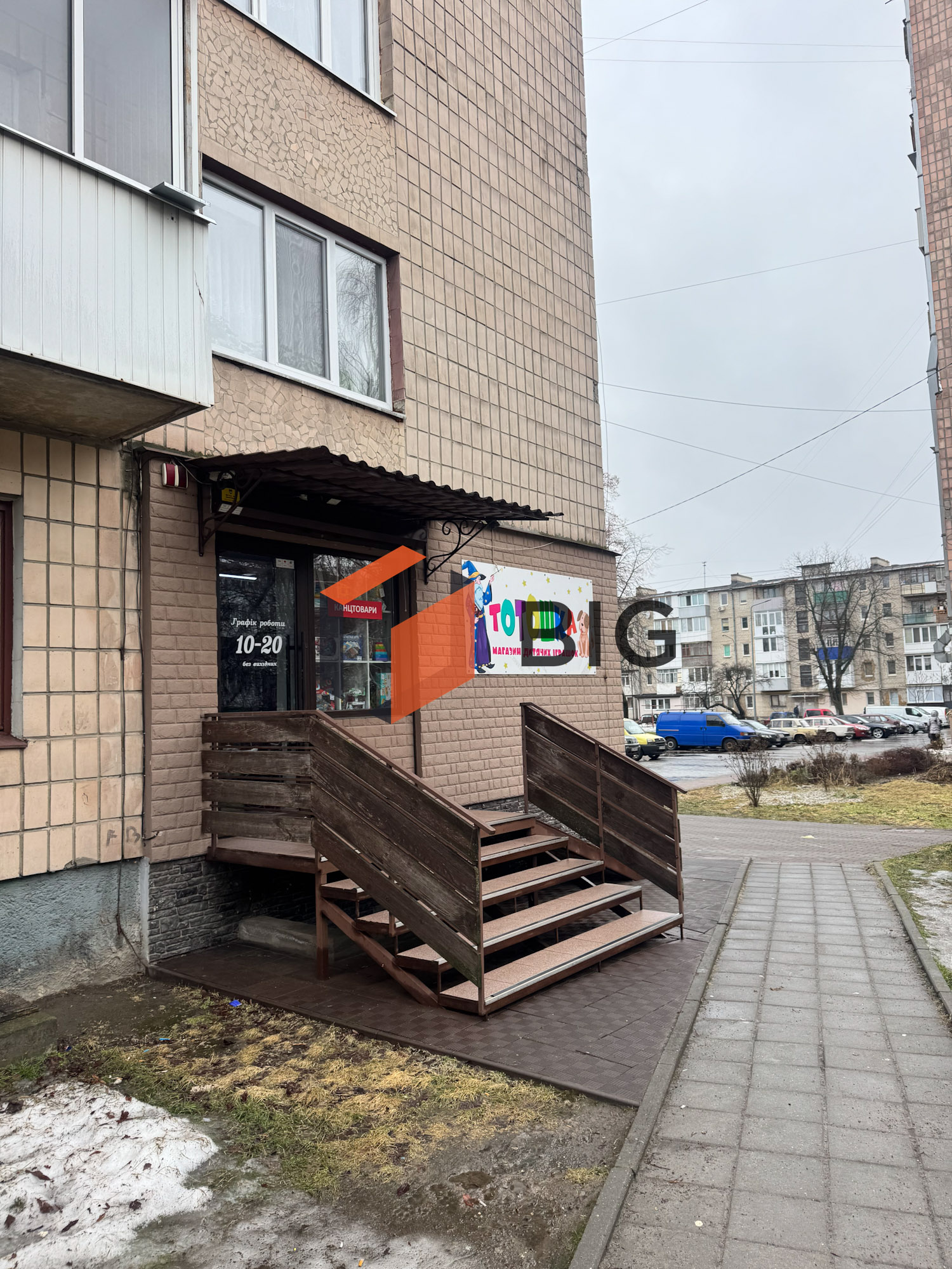 Здається в оренду комерційне приміщення по вул. Декабристів, 31.