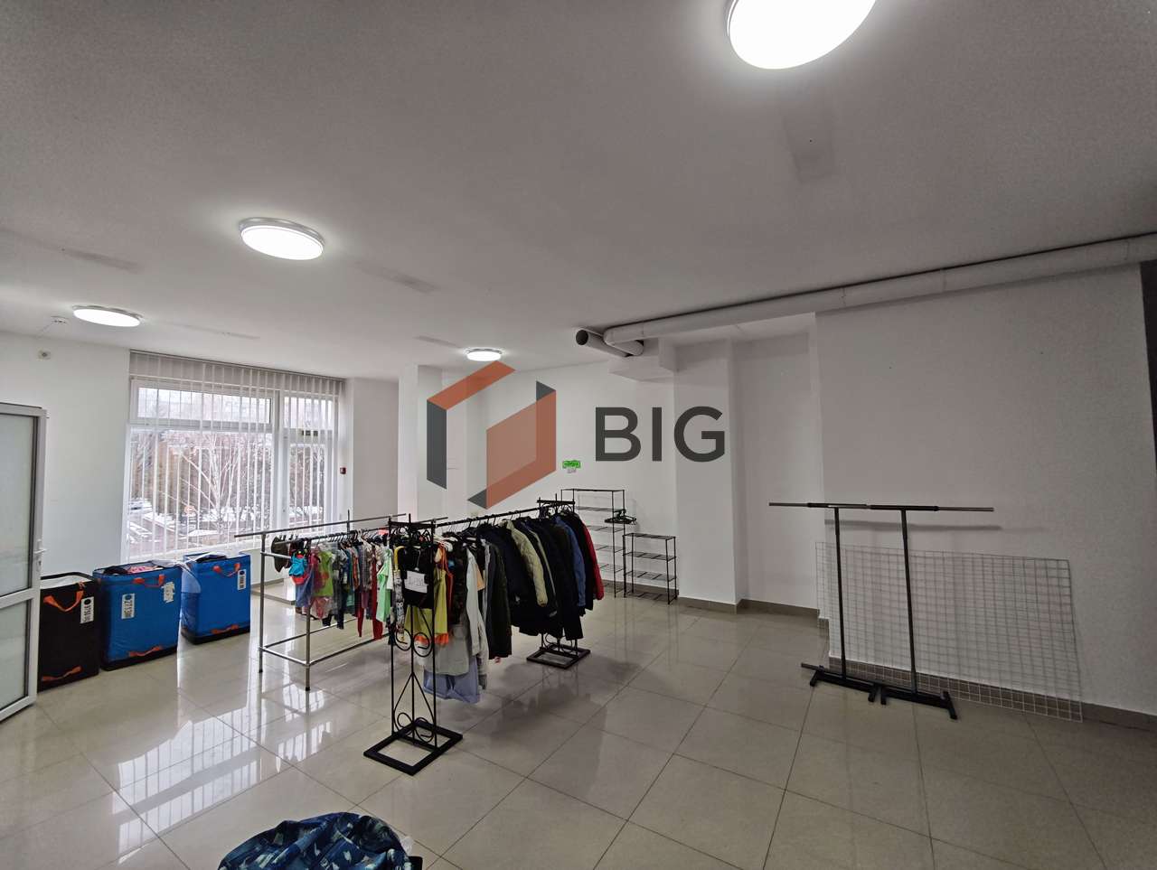 Здається комерційне приміщення по вул Кравчука.