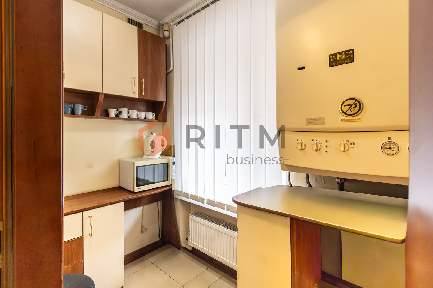 Приміщення 73 м2 з фасадним входом за вул. Васильянок