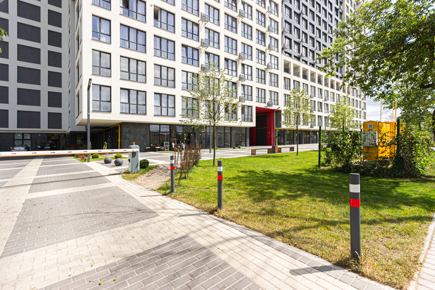 Продаж фасадного приміщення на вул. Буйка ЖК Вільне Місто