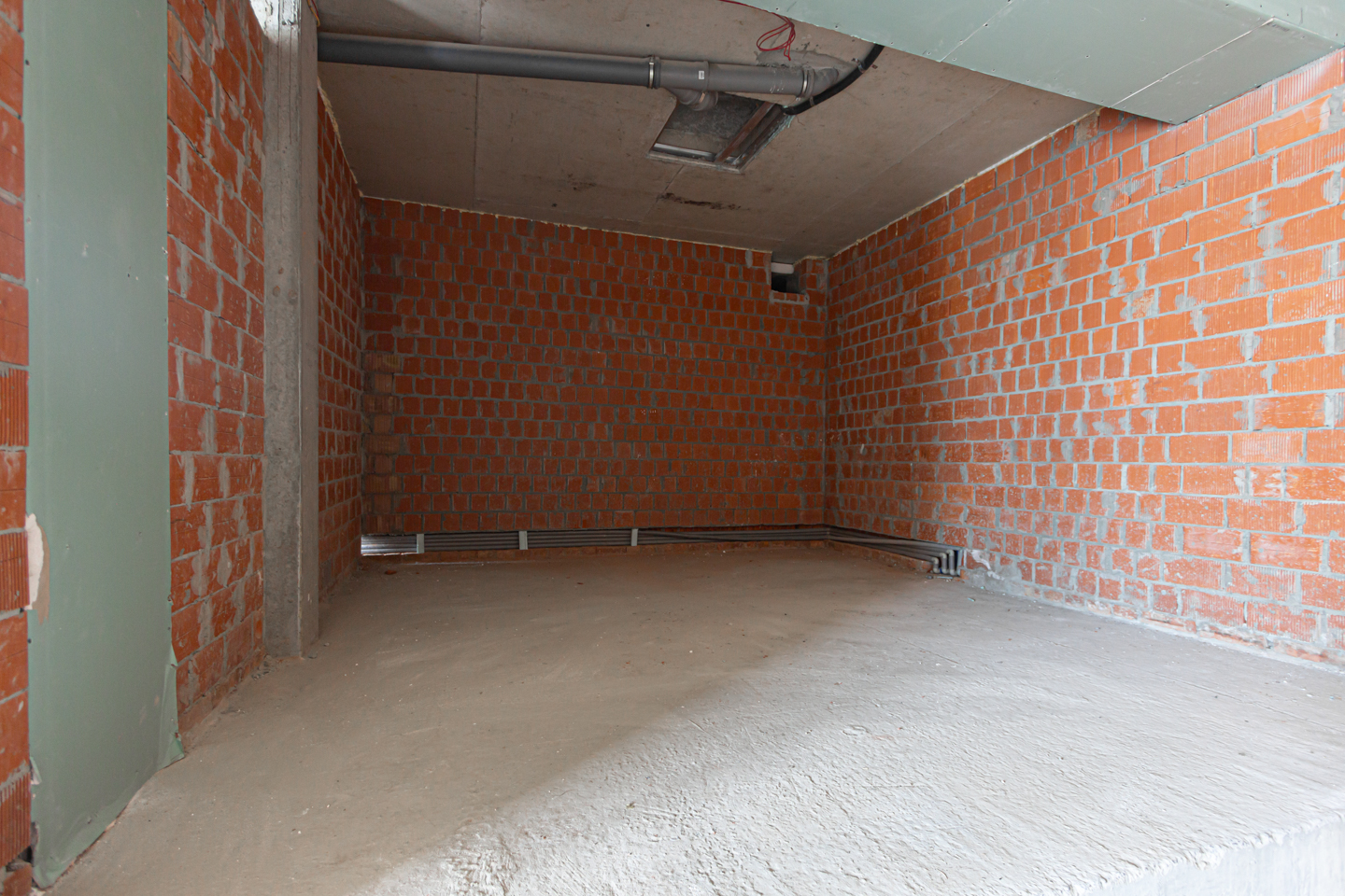 Продаж фасадного приміщення на вул. Буйка ЖК Вільне Місто