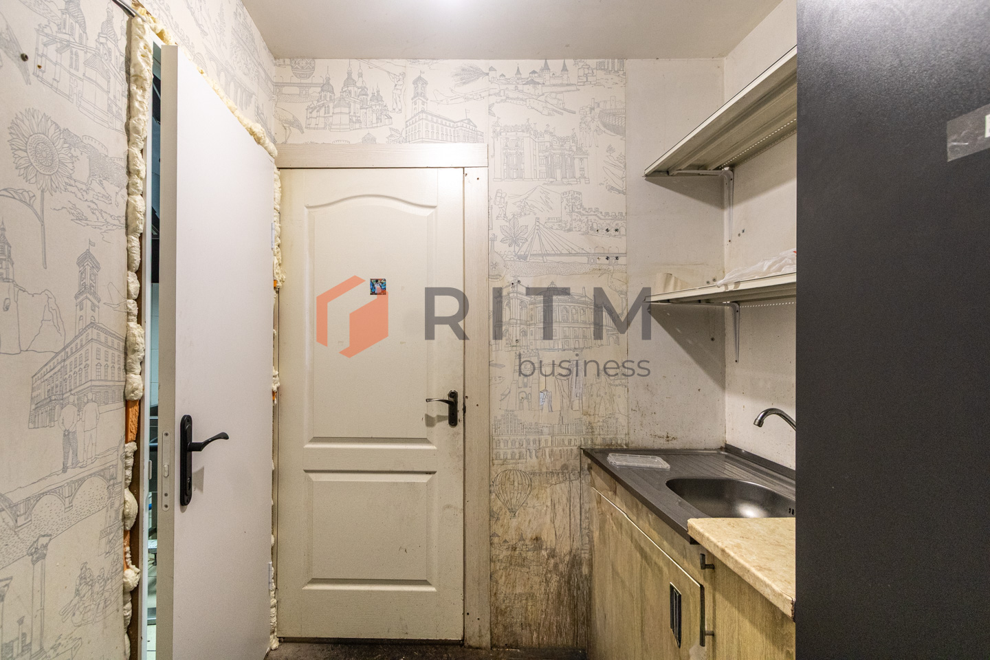 Оренда комерційного приміщення в самому центрі міста (100-метрівка)