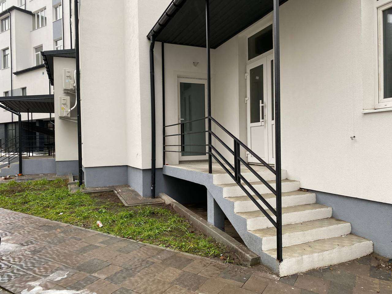 Оренда приміщення з ремонтом в м. Новояворівськ