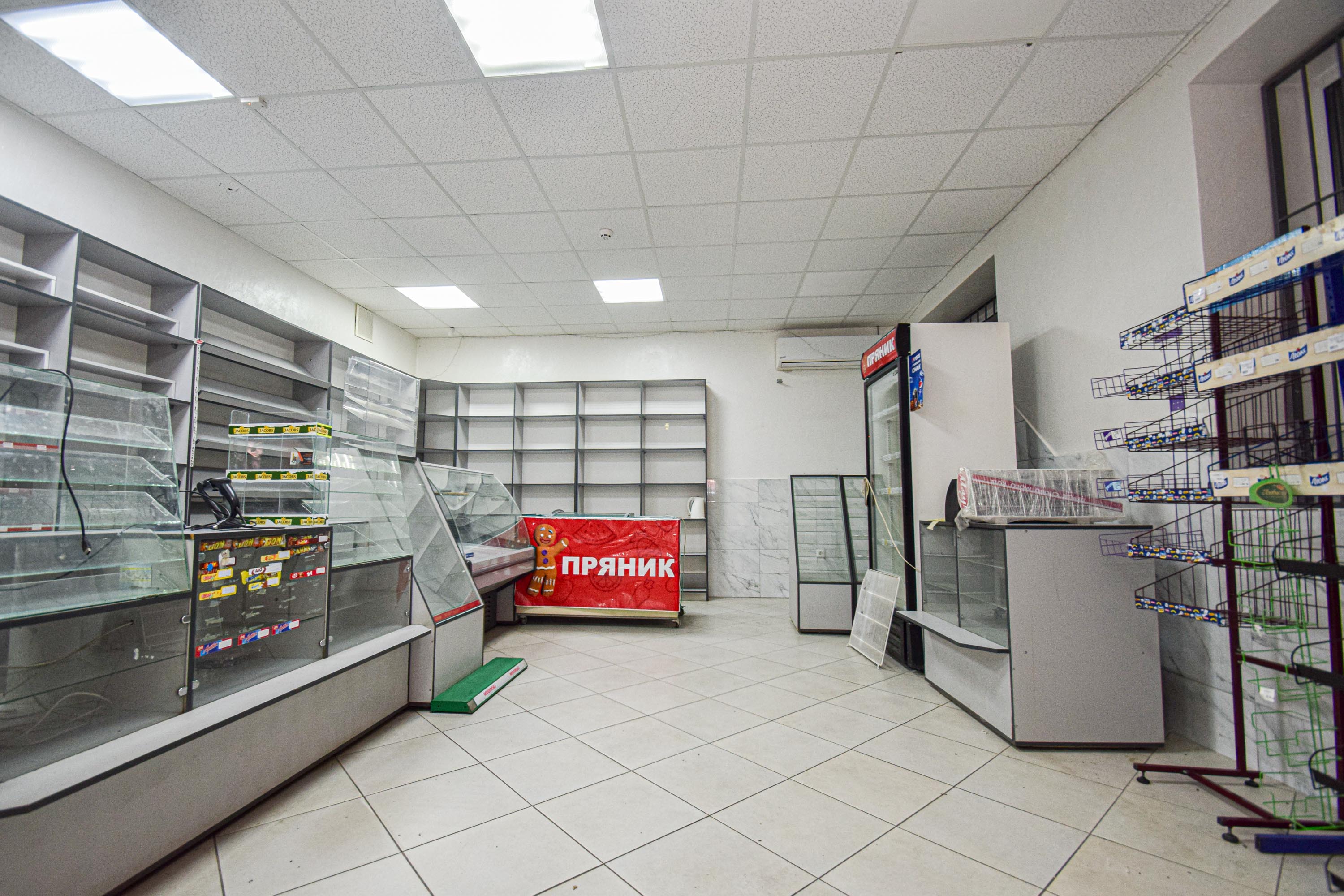 Здається в оренду комерційне приміщення площею 50 м² виключно під магазин.