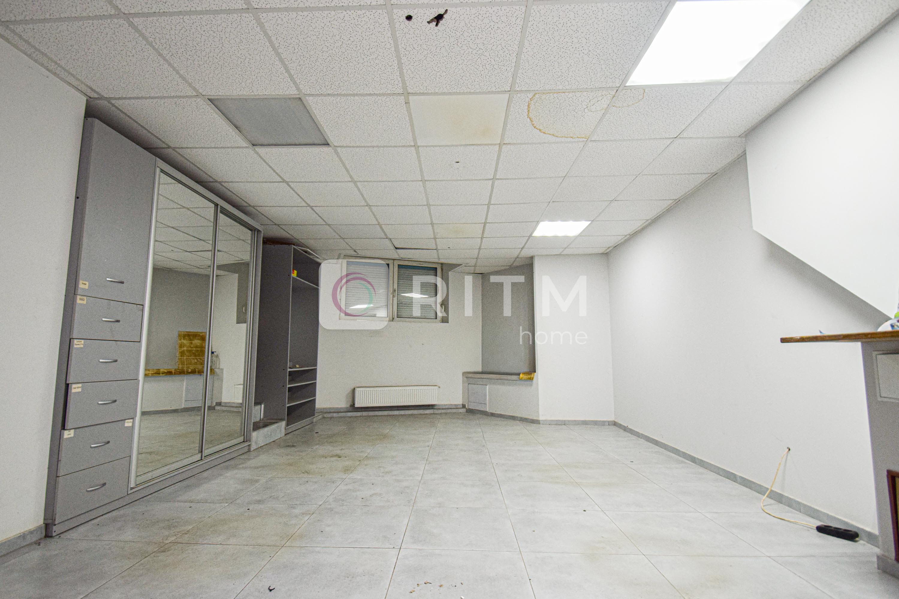 Здається в оренду комерційне приміщення з ремонтом, 50 м²