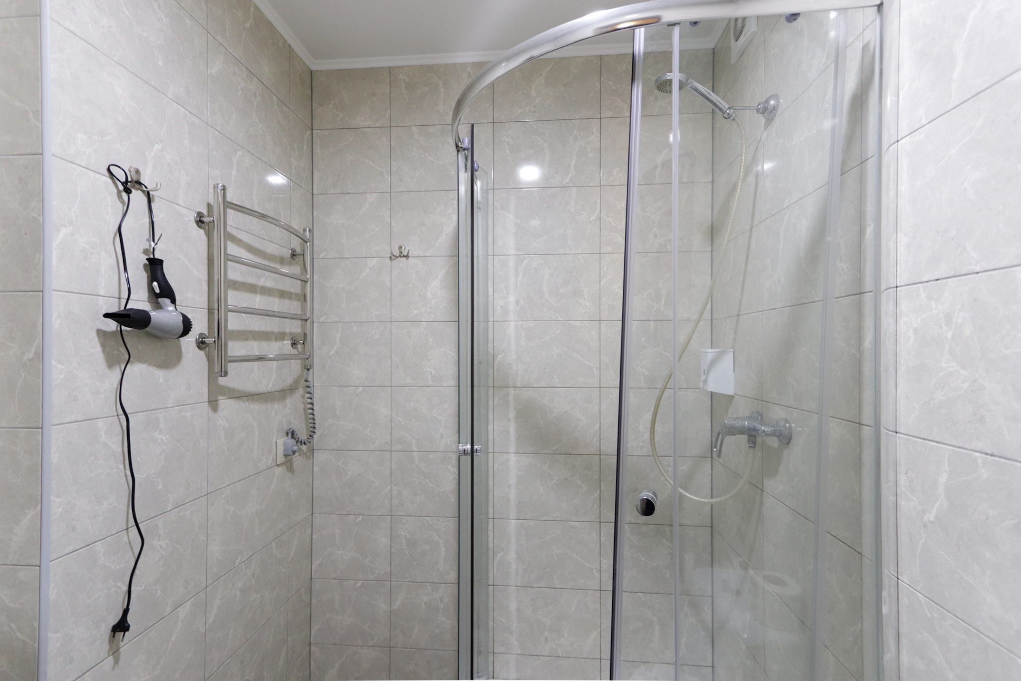 Здається в оренду комерційне приміщення у м. Львів, вул. Б. Хмельницького!