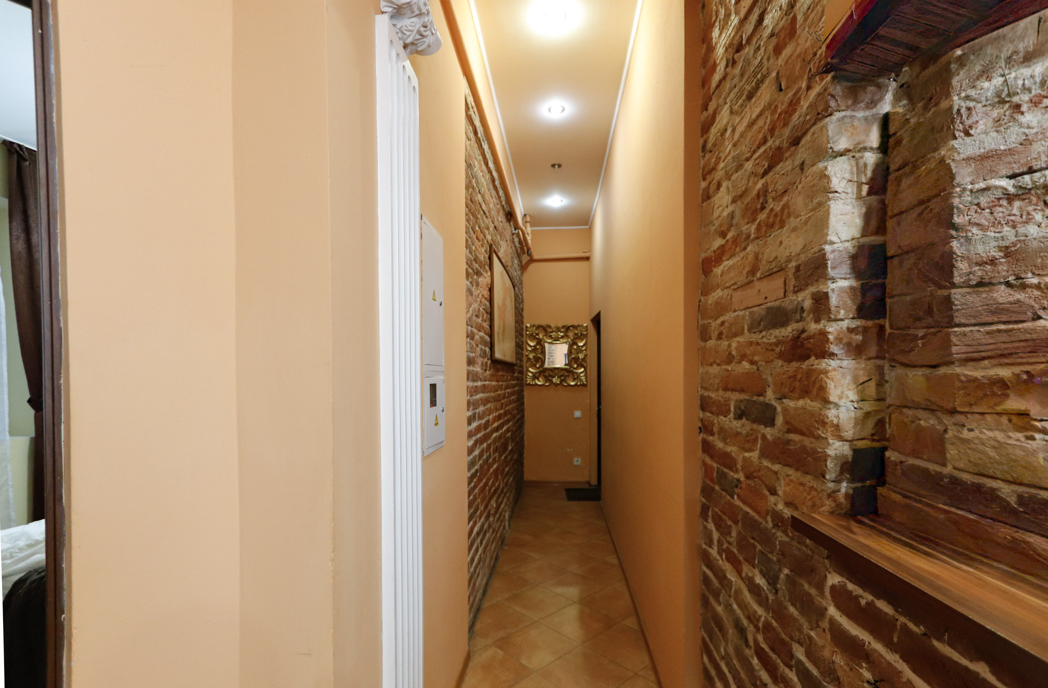 Здається в оренду комерційне приміщення у м. Львів, вул. Б. Хмельницького!