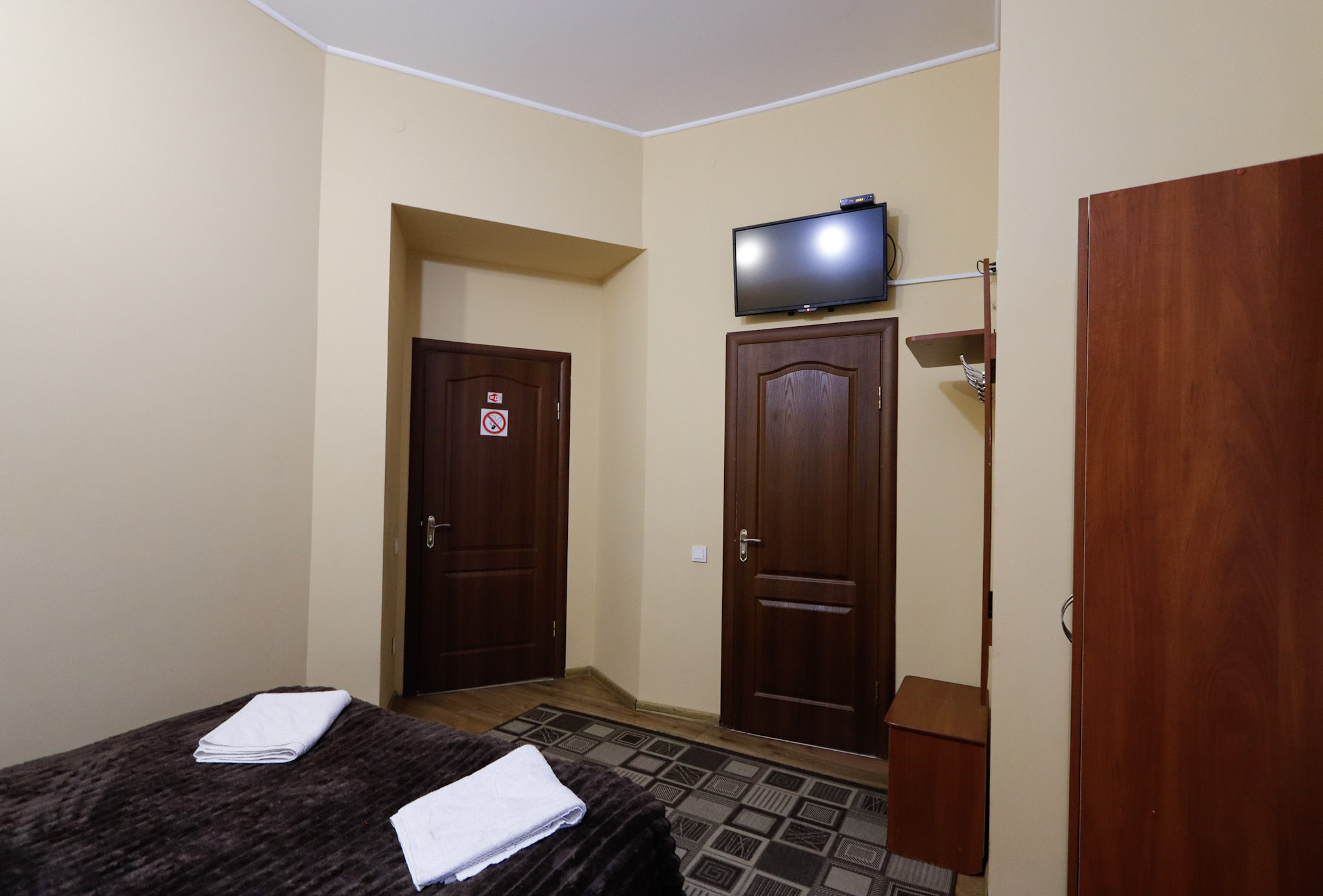 Здається в оренду комерційне приміщення у м. Львів, вул. Б. Хмельницького!