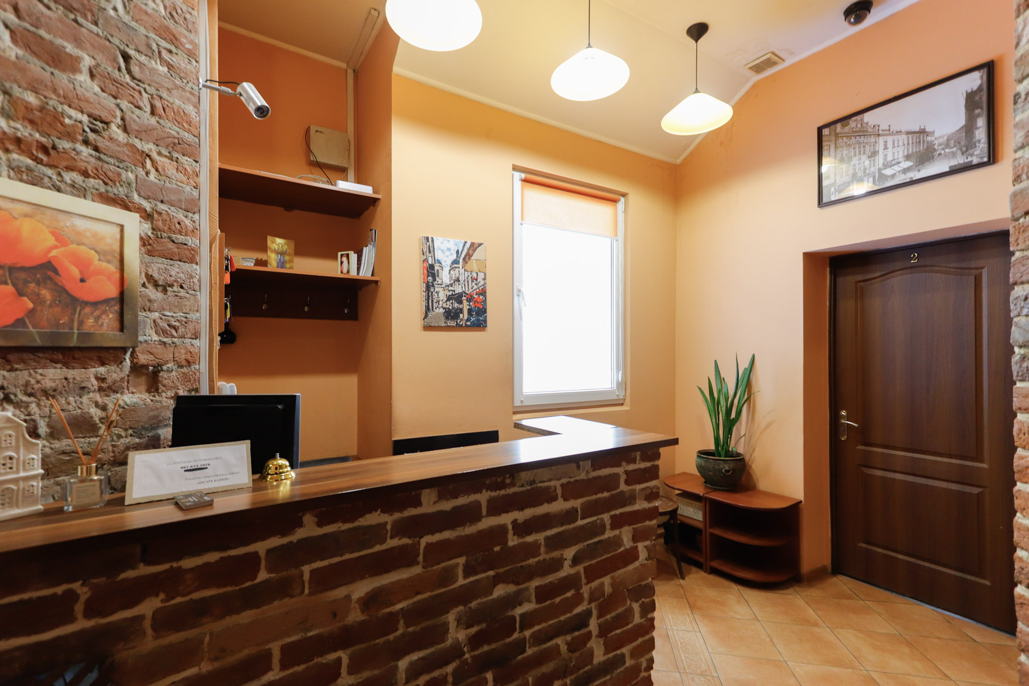 Здається в оренду комерційне приміщення у м. Львів, вул. Б. Хмельницького!