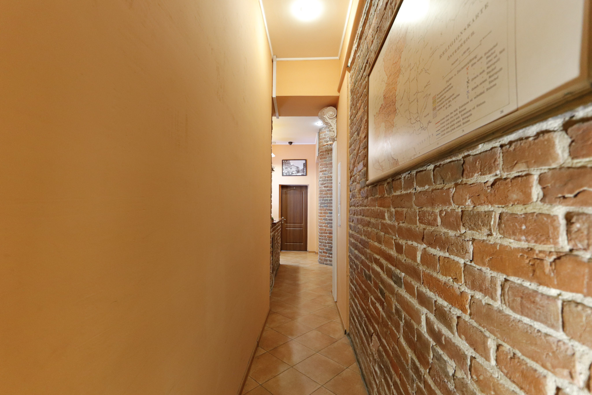 Здається в оренду комерційне приміщення у м. Львів, вул. Б. Хмельницького!