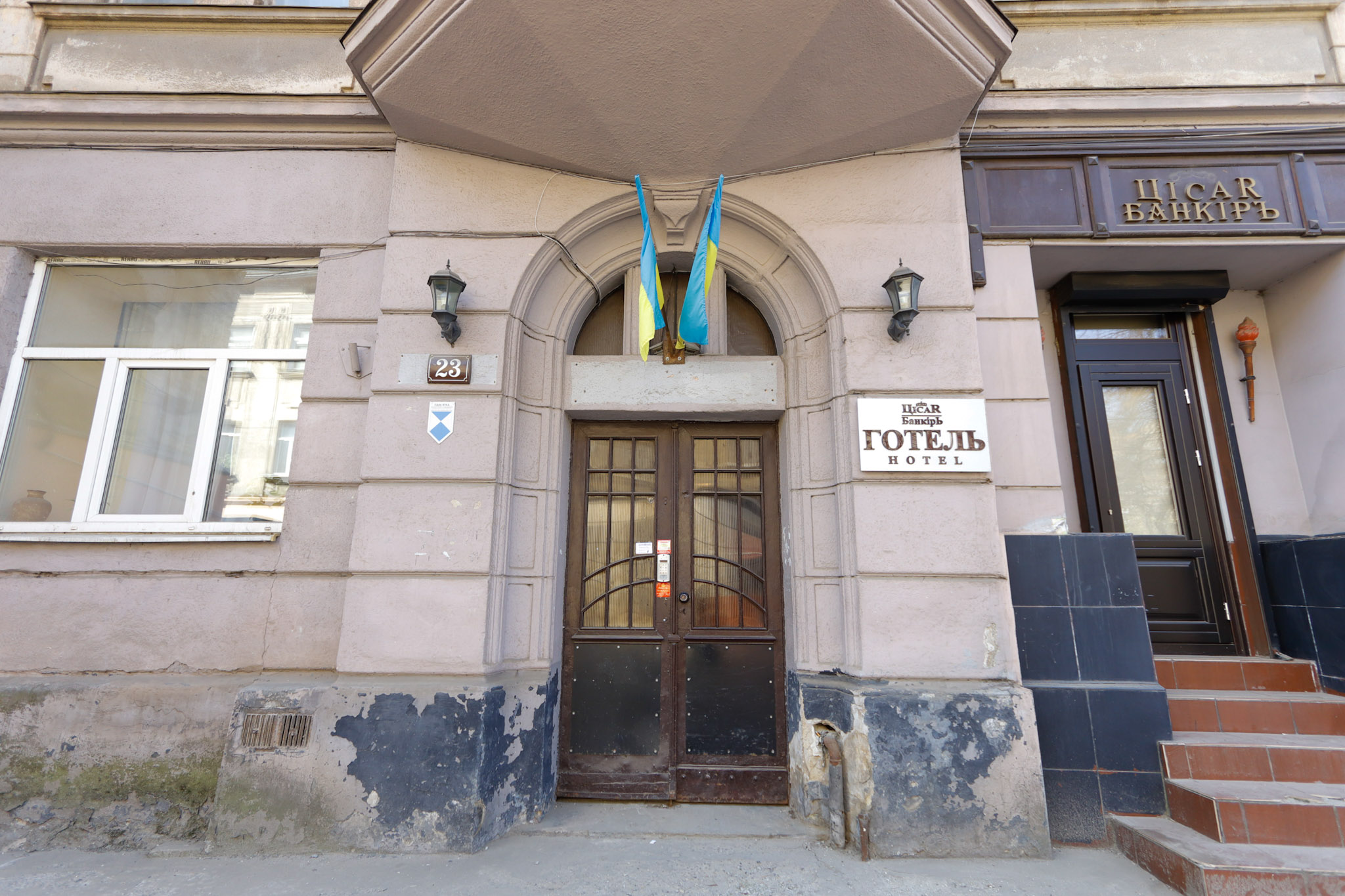 Здається в оренду комерційне приміщення у м. Львів, вул. Б. Хмельницького!