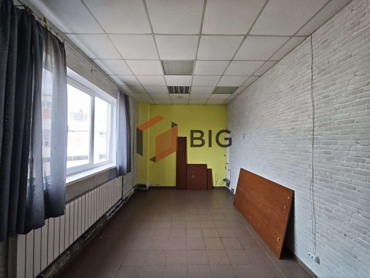 Оренда частини приміщення в Глобусі