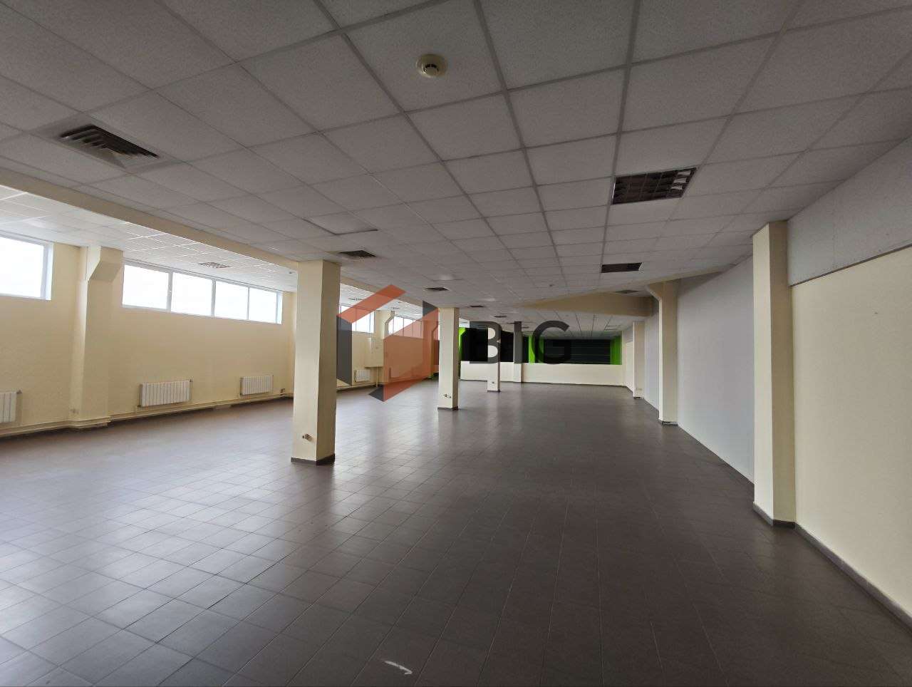 Оренда частини приміщення в Глобусі