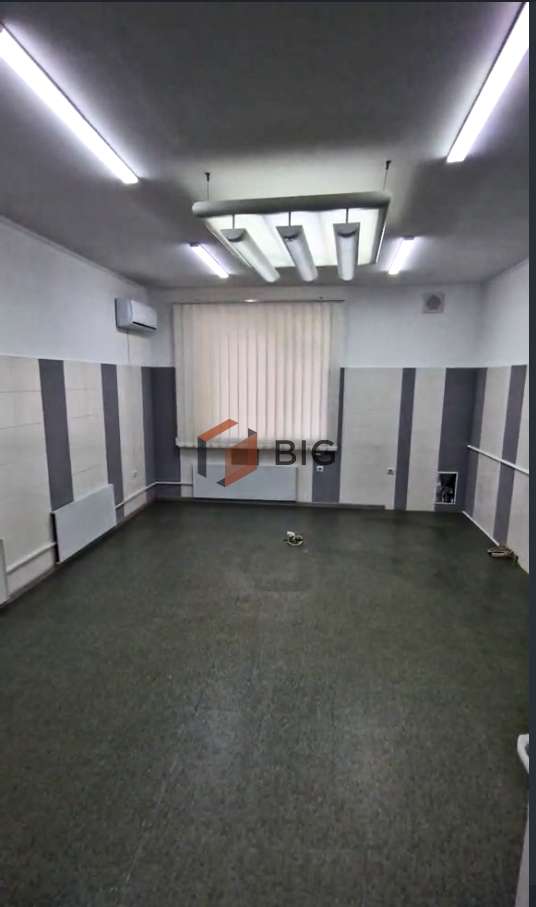 Оренда  фасадного приміщення під стоматологічний, косметологічний,  кабінет,   манікюрний салон чи перукарню.