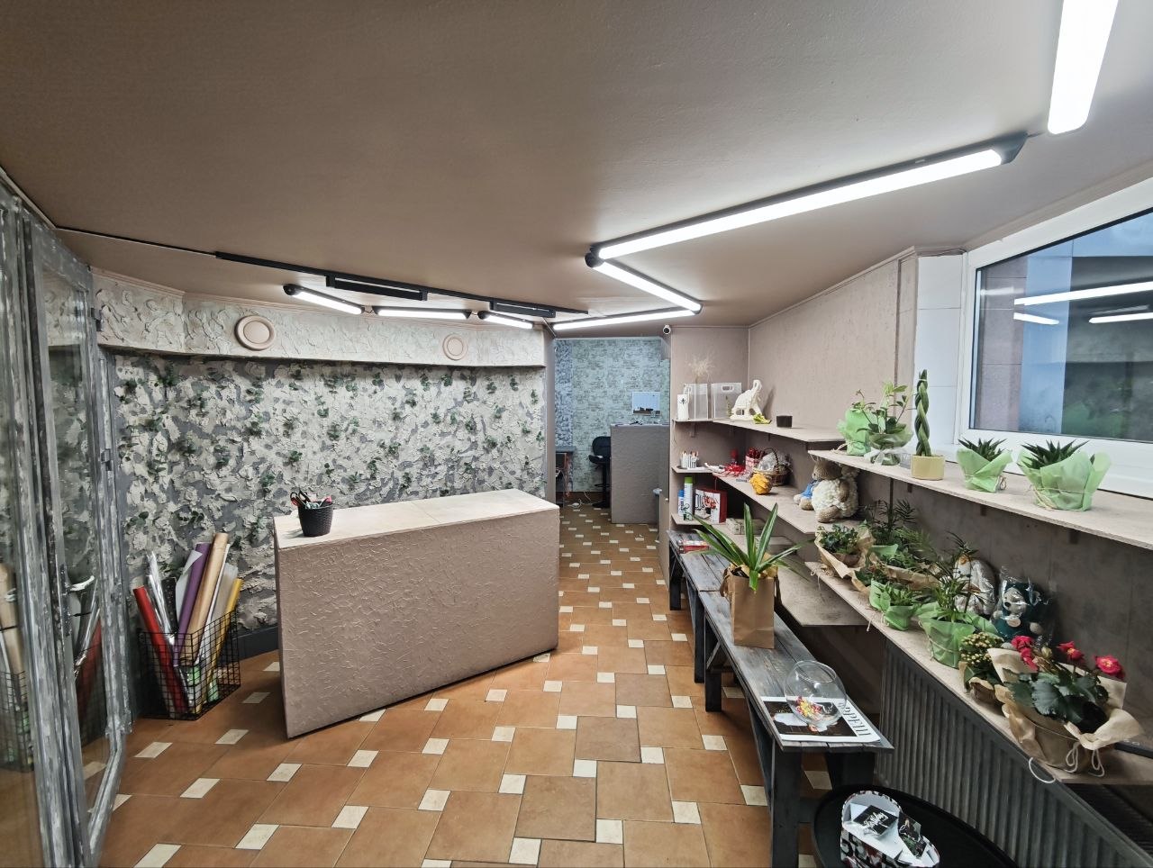 Оренда комерційного приміщення на Кравчука