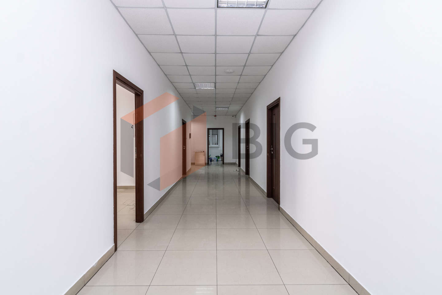 Оренда офісних приміщень по 360 м² | 3-й та 4-й поверхи | центр міста