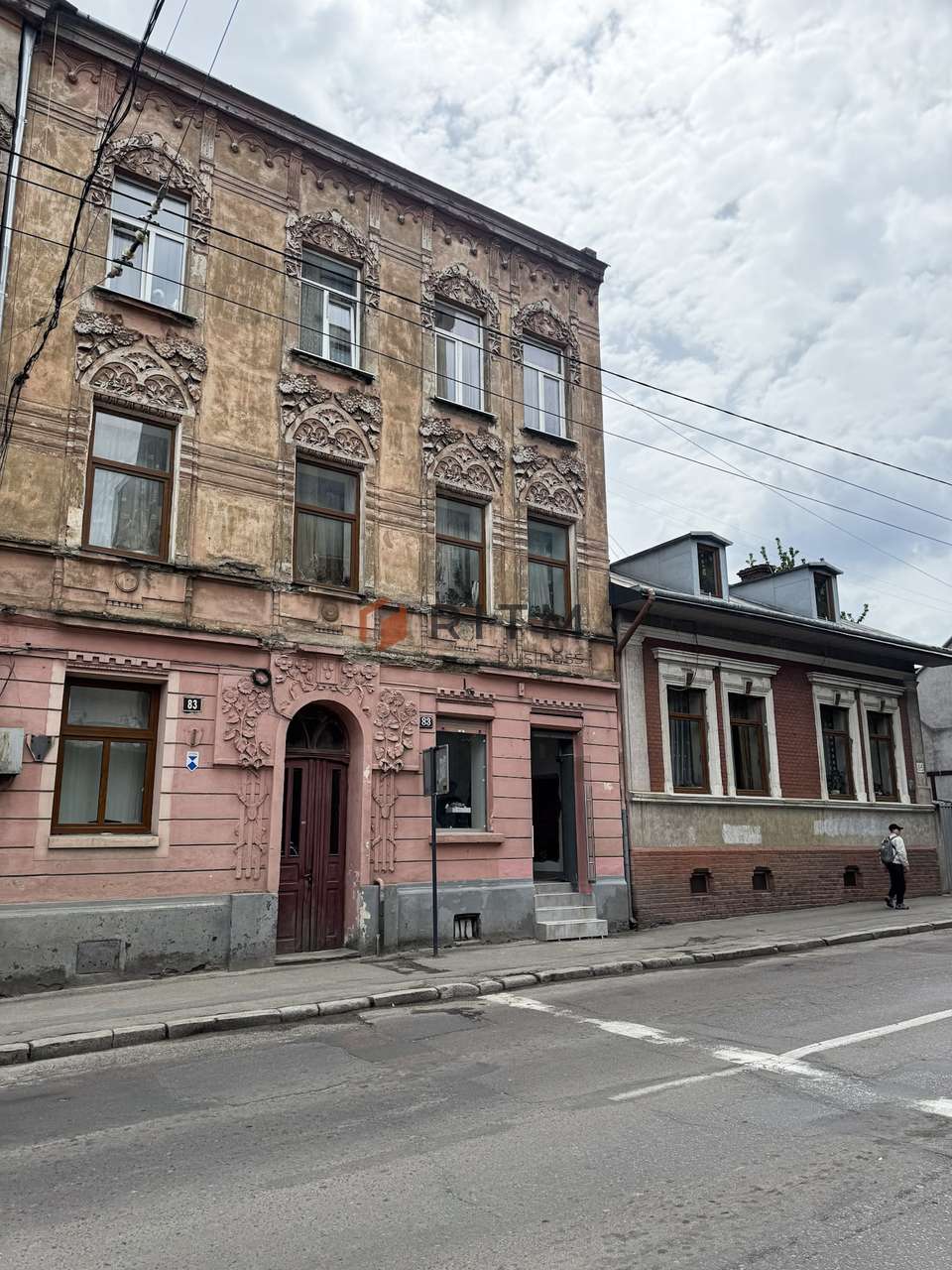 Оренда фасадного комерційного приміщення по вул. Антоновича