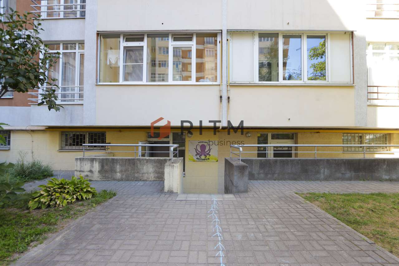 Комерційне приміщення 51 м² у Львові - вул. Перфецького, 2А