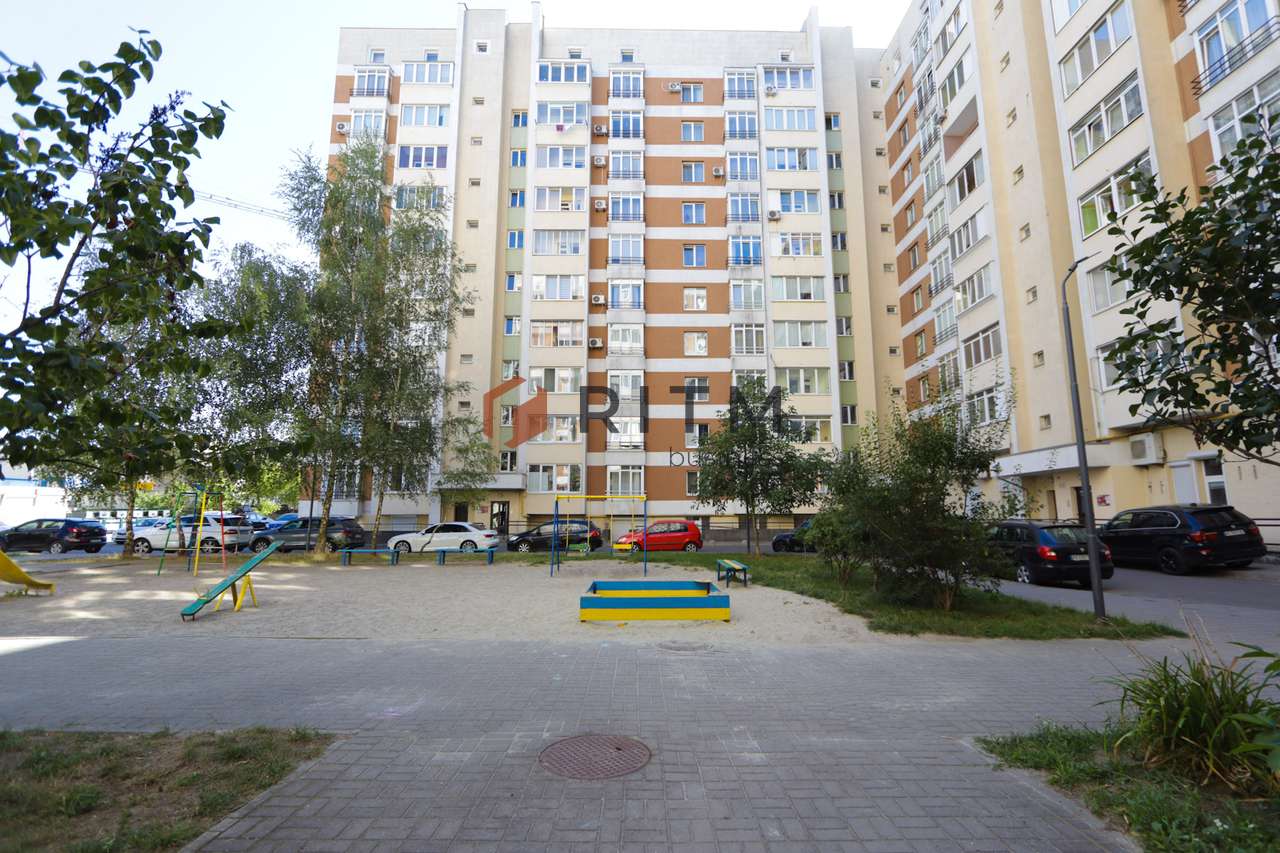 Комерційне приміщення 51 м² у Львові - вул. Перфецького, 2А