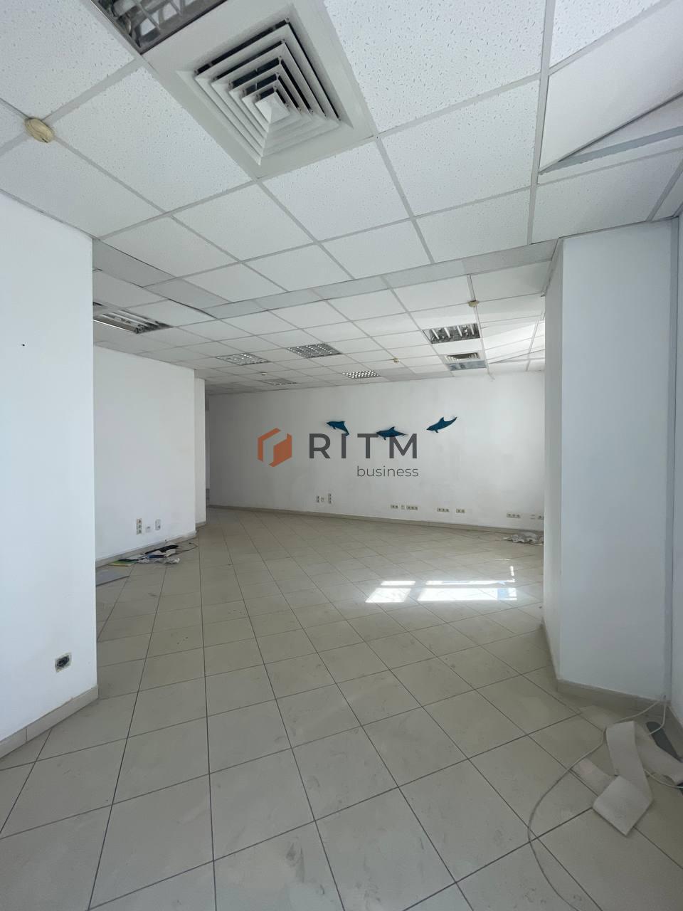 ПРОДАЖ КОМЕРЦІЙНОГО ПРИМІЩЕННЯ В ЦЕНТРІ МІСТА  Початок стометрівки — топова локація в самому центрі міста!