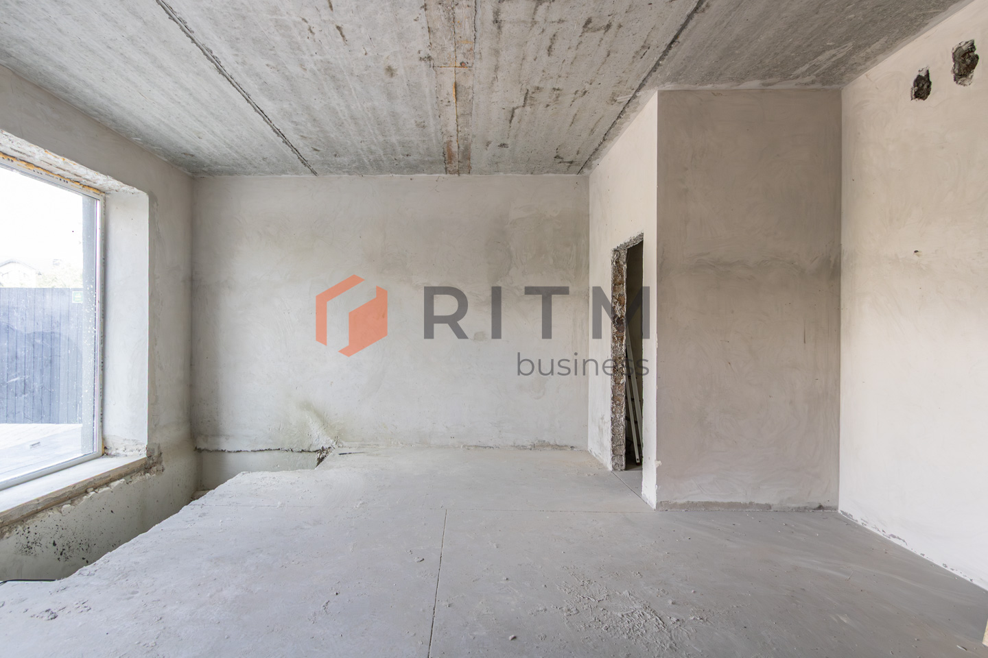 Продаж 2-рівневого комерційного приміщення з 1-м поверхом — вул. Миру, 100А (18 кВт)