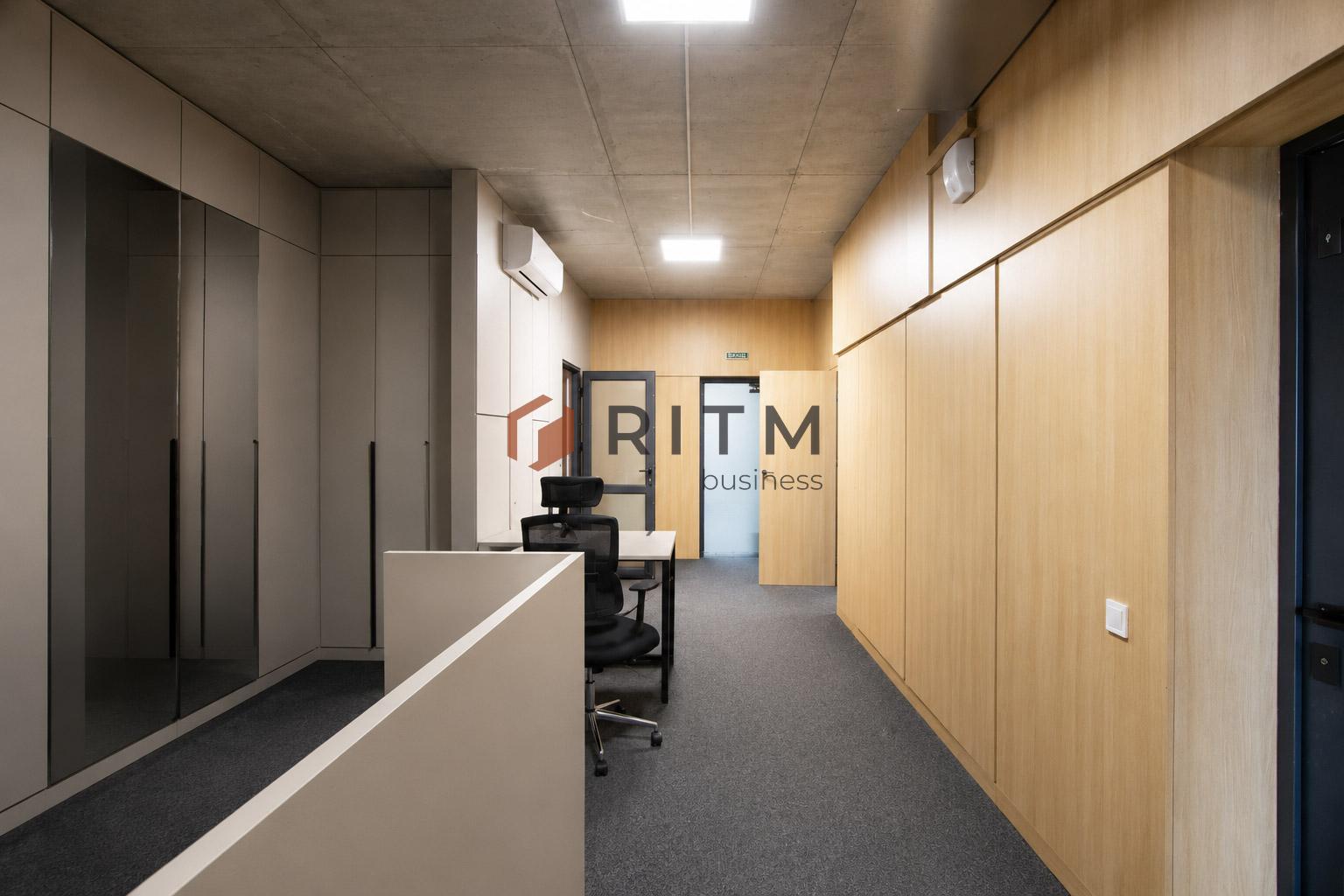 Оренда офісних приміщень класу А на вул. Зеленій, 253. 1000 м². $12/м²
